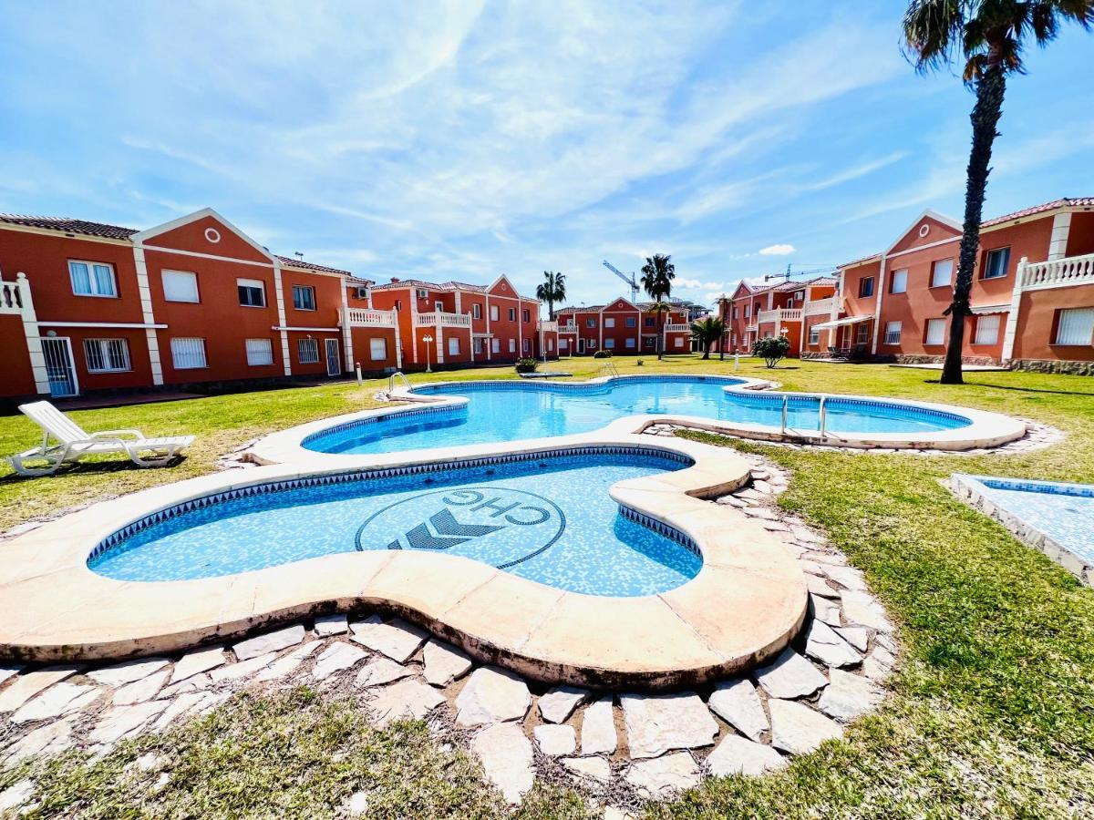 Oliva Nova Beach & Golf Resort Club Sevilla VI Dış mekan fotoğraf